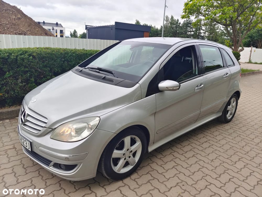 Mercedes-Benz Klasa B 200 CDI - 1