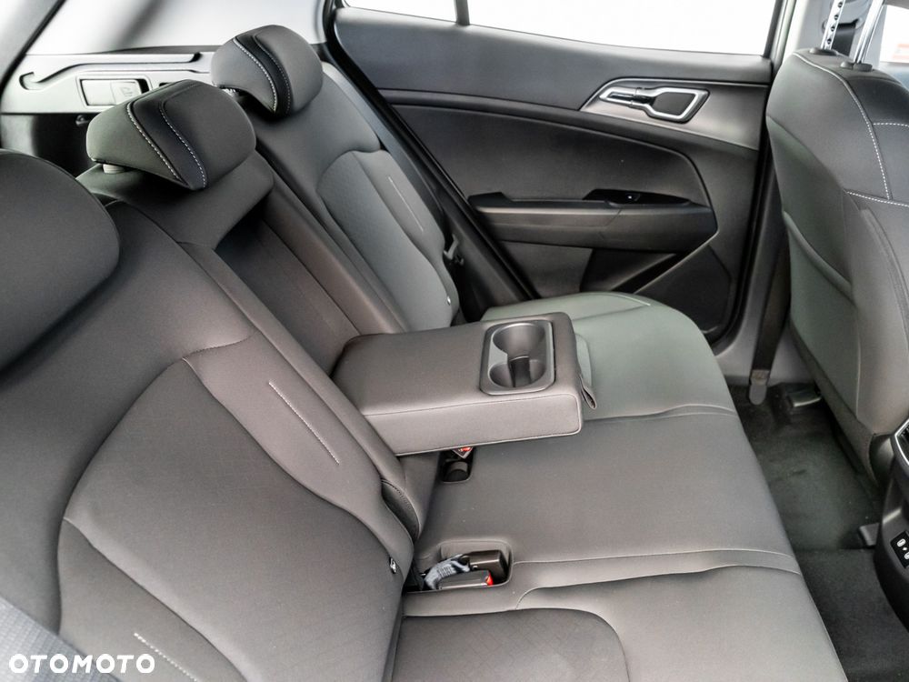 Kia Sportage 1.6 T-GDI HEV M 2WD - 19