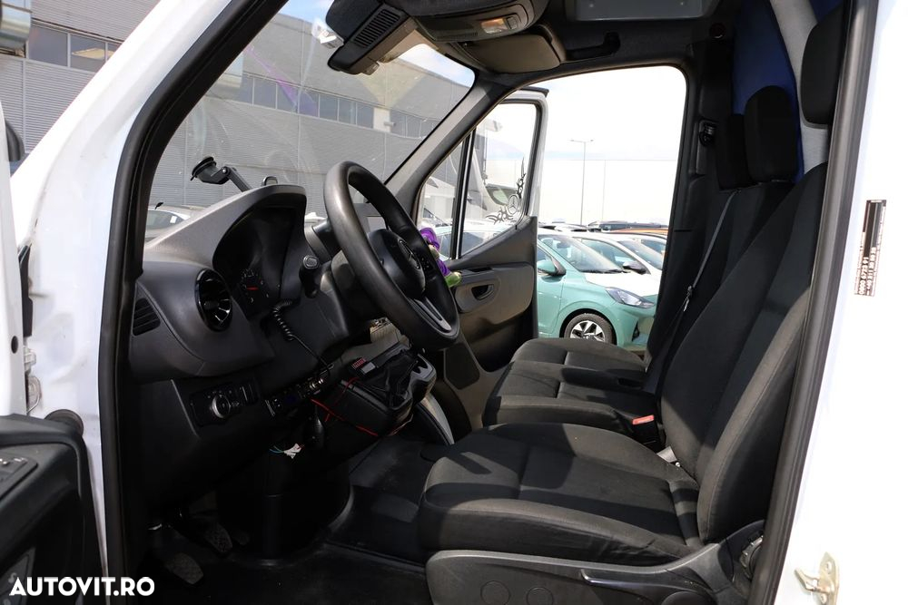 Mercedes-Benz SPRINTER - 9