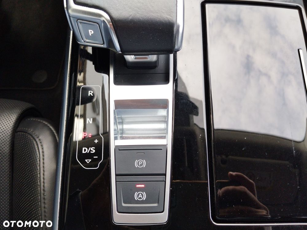 Audi A8 L 55 TFSI mHEV Quattro Tiptr - 29