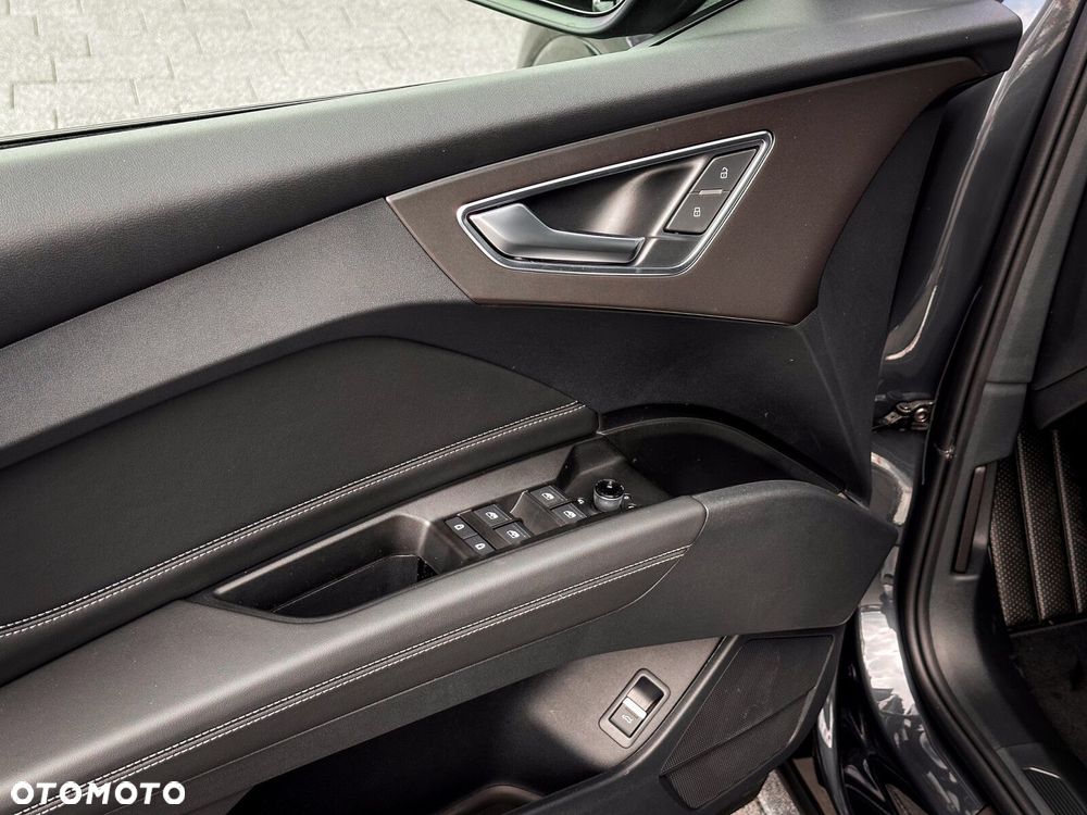 Audi Q4 e-tron - 17
