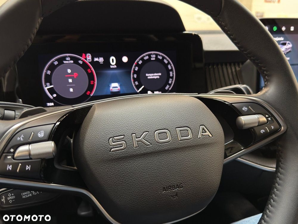 Skoda Superb 2.0 TDI SCR Selection DSG - 33