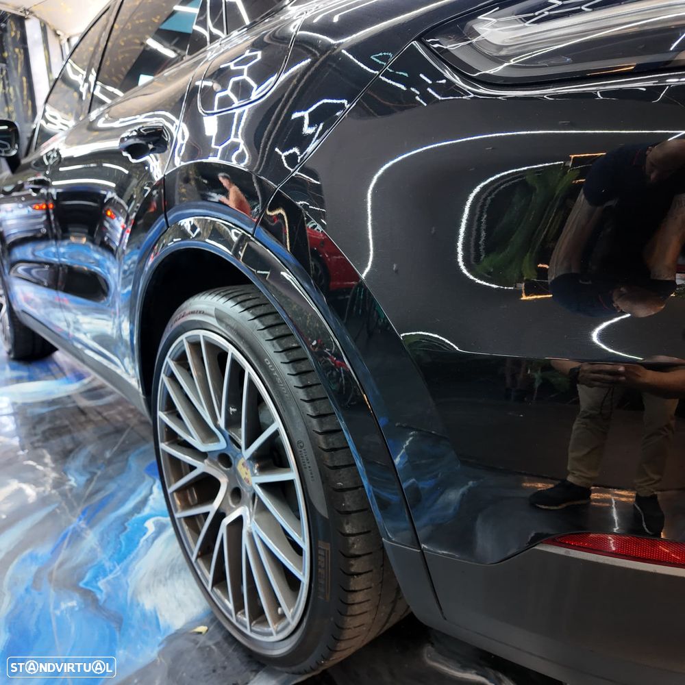 Porsche Cayenne E-Hybrid Platinum Edition - 13