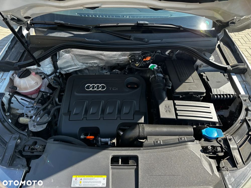 Audi Q3 - 30