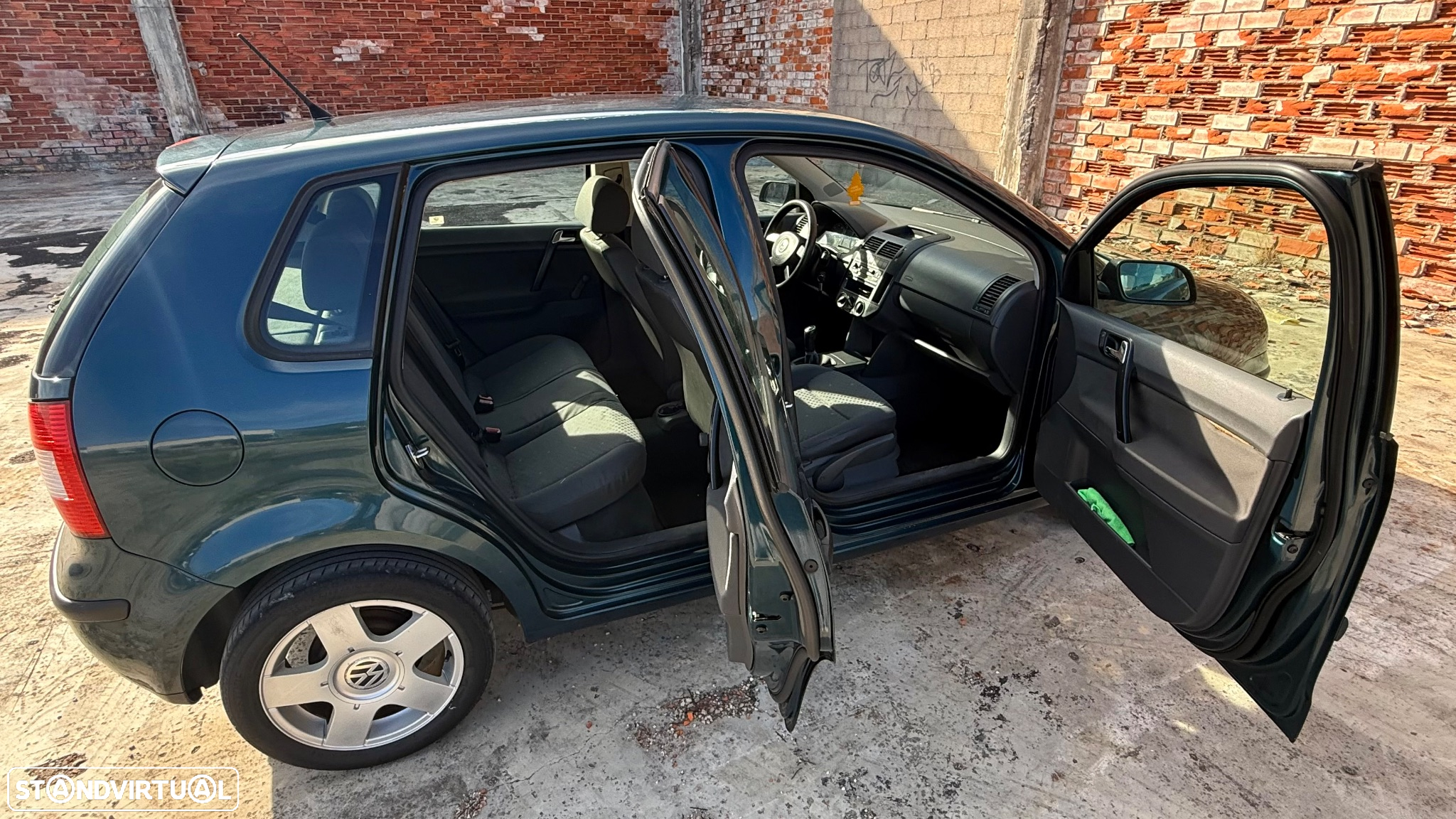 VW Polo 1.2 Confortline - 16