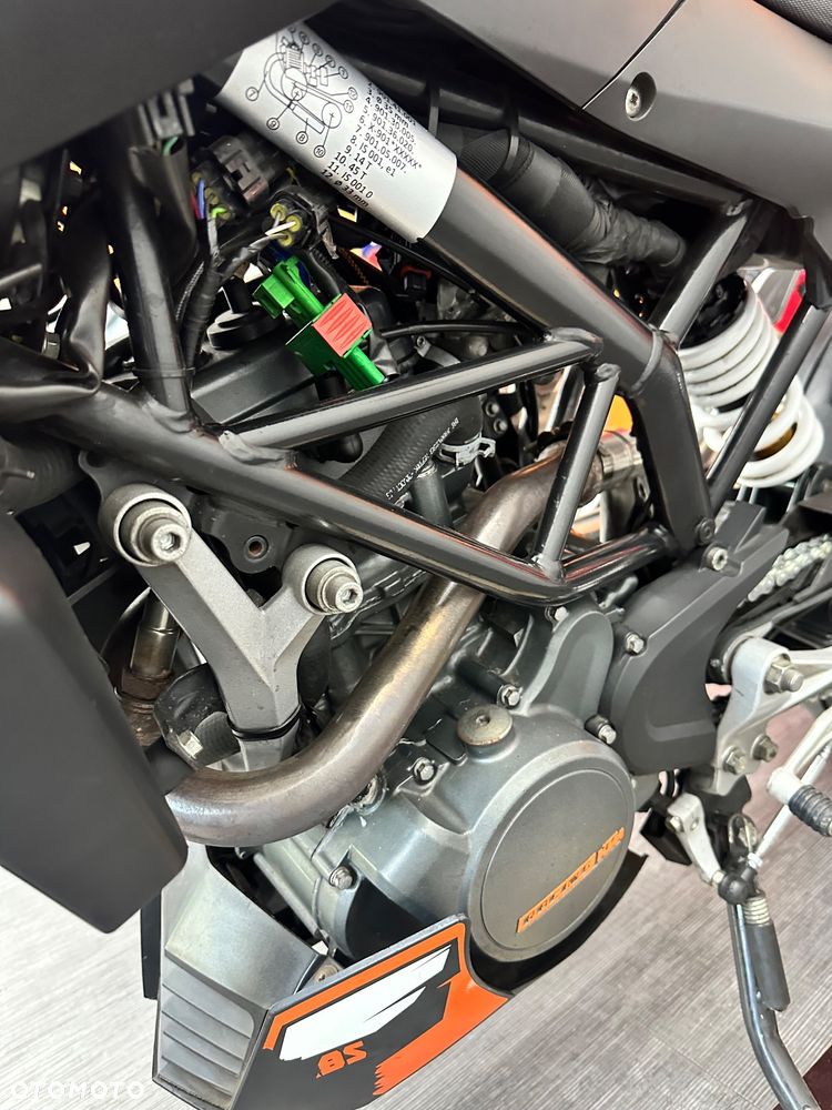 KTM Duke - 17