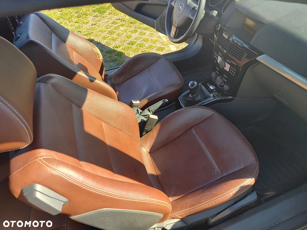 Opel Astra 1.6 Cosmo - 17