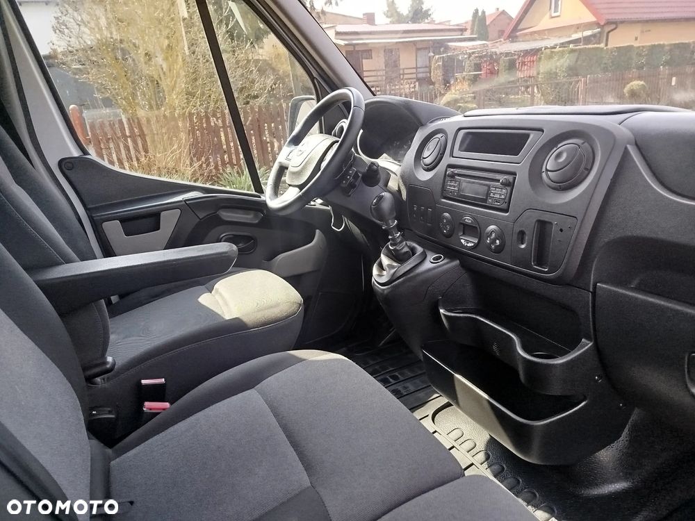 Renault Master L2H2 ŚREDNIAK 2.3DCI FULL OPCJA - 36