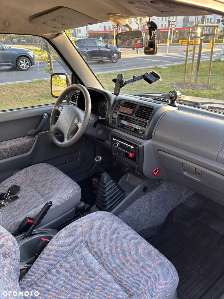 Suzuki Jimny 1.3 JLX - 12