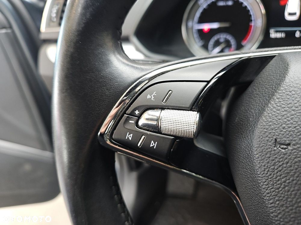 Skoda Superb 2.0 TDI SCR Ambition DSG - 12