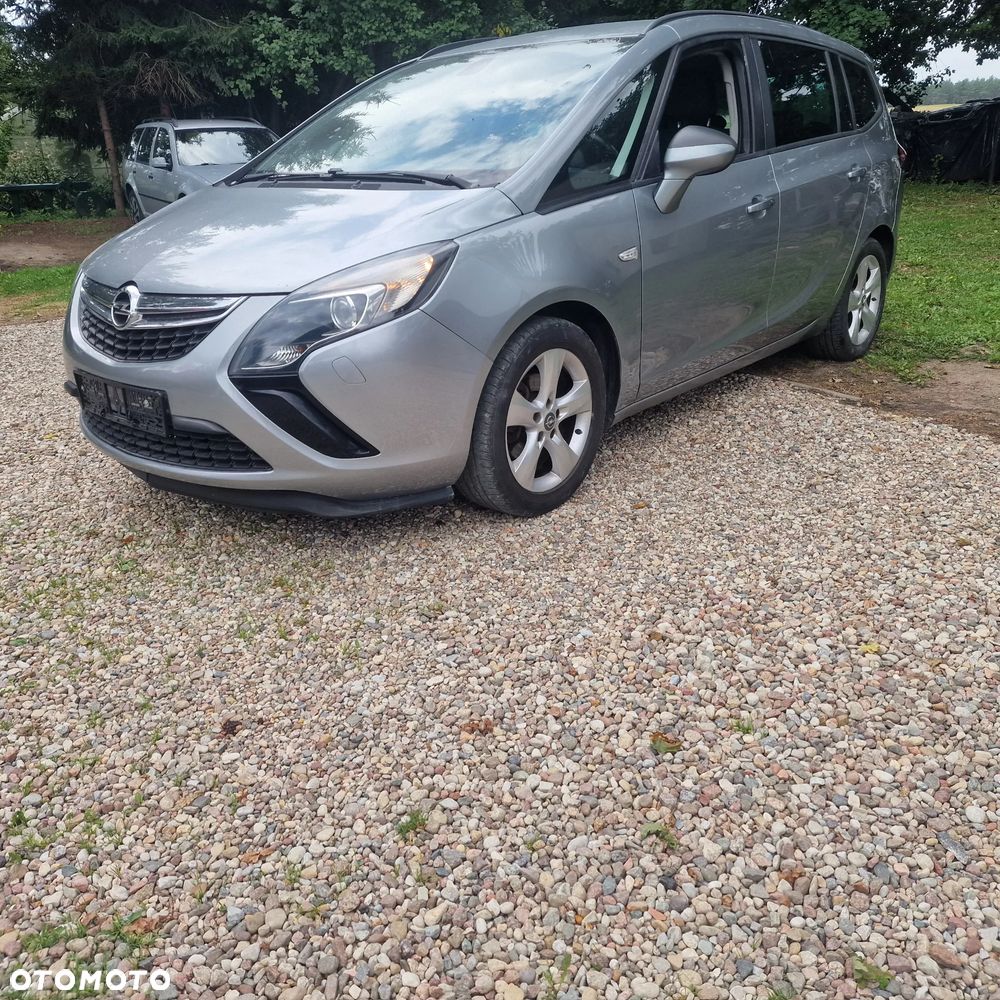 Opel Zafira - 1
