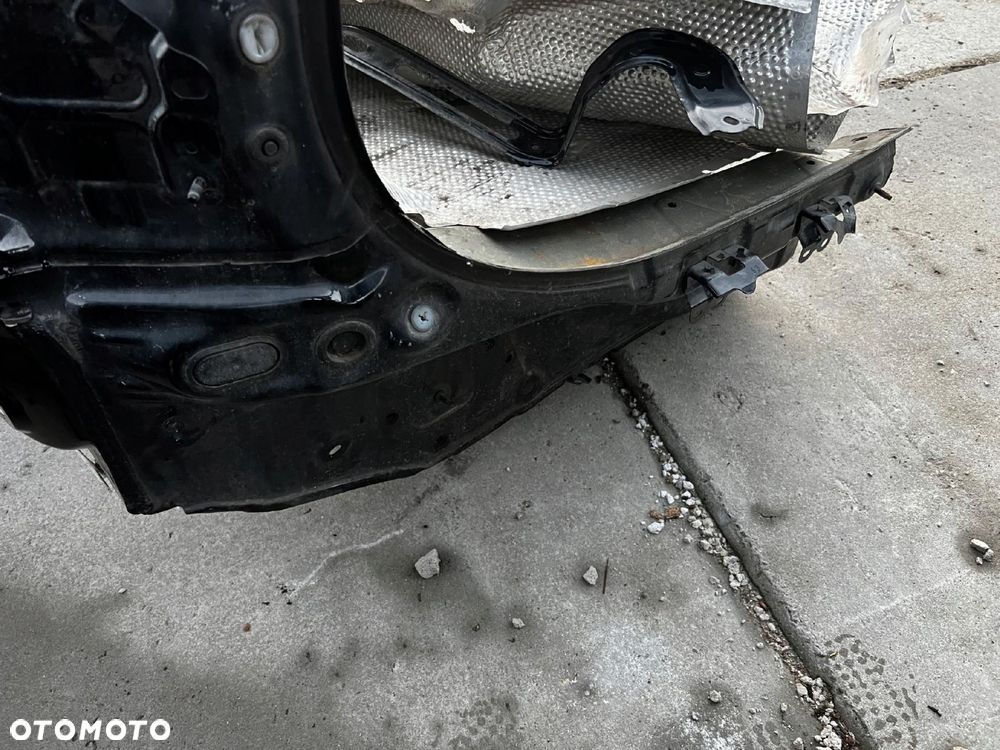 ĆWIARTKA BŁOTNIK PRÓG SŁUPEK PAS TYŁ LEWY TOYOTA RAV4 V 218 - 5