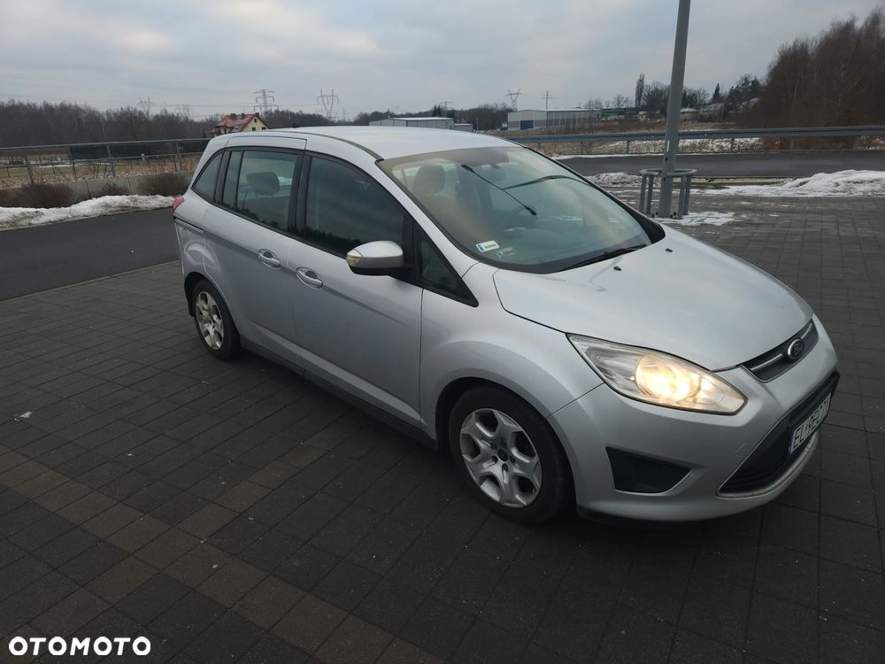 Ford Grand C-MAX - 1