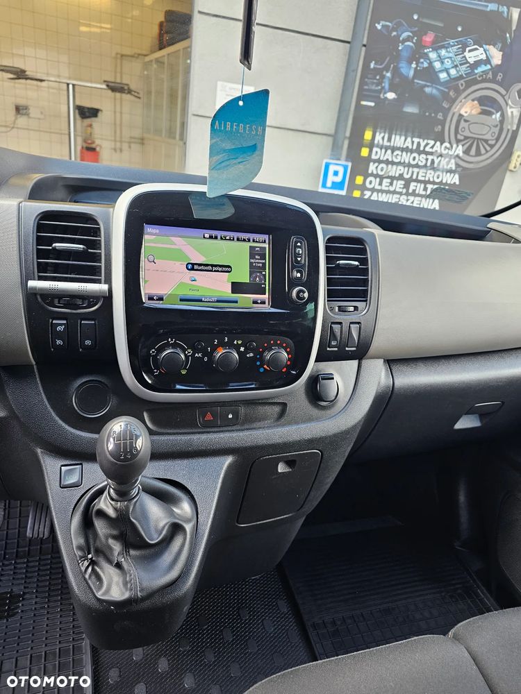 Renault Trafic Grand 1.6 dCi - 6