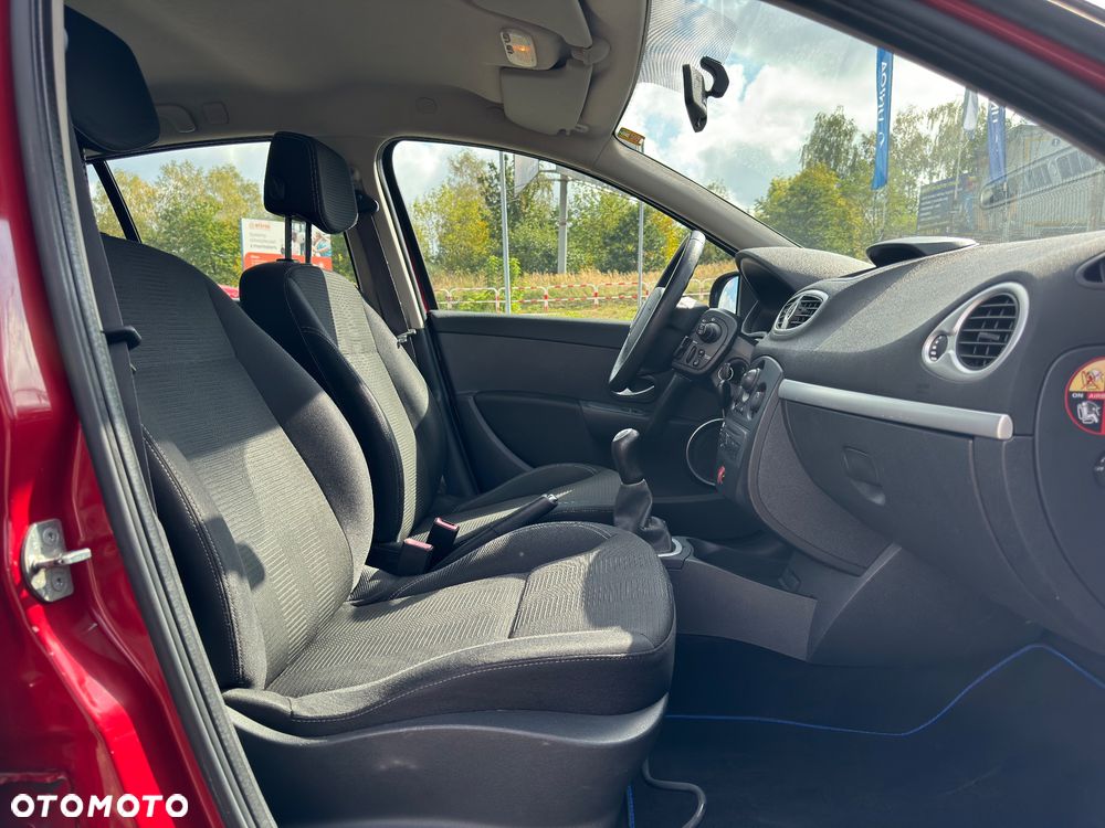 Renault Clio 1.2 16V Expression - 25