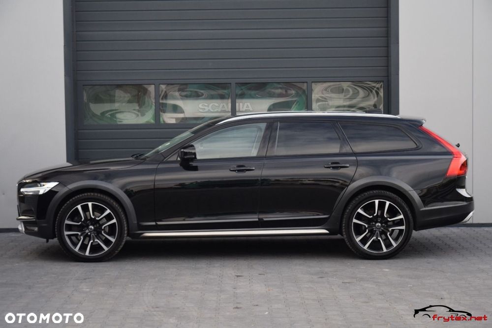 Volvo V90 Cross Country - 7