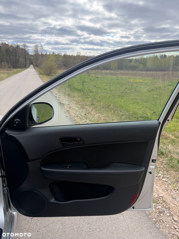 Hyundai i30 1.4 Edition 20 - 16