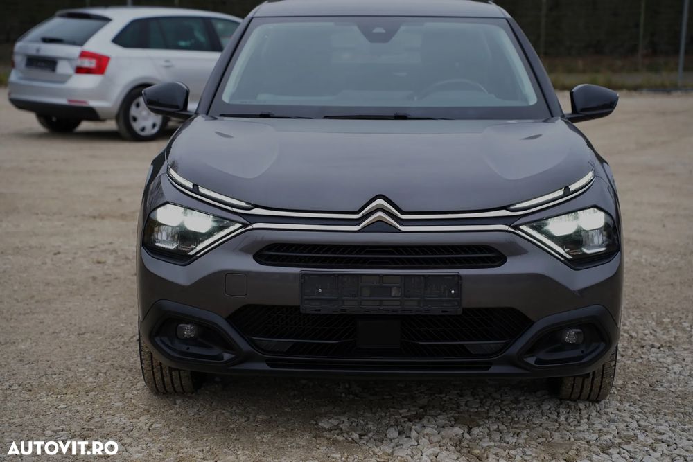 Citroën C4 BlueHDi 130 Stop&Start EAT8 SHINE - 13