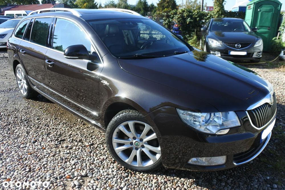 Skoda Superb Combi 2.0 TDI DSG L&K - 2