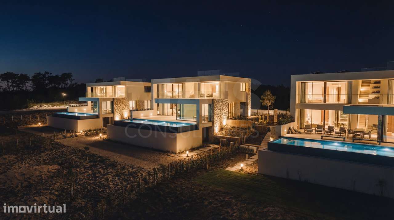 Moradia T5 com Piscina - Vista Golfe e Mar