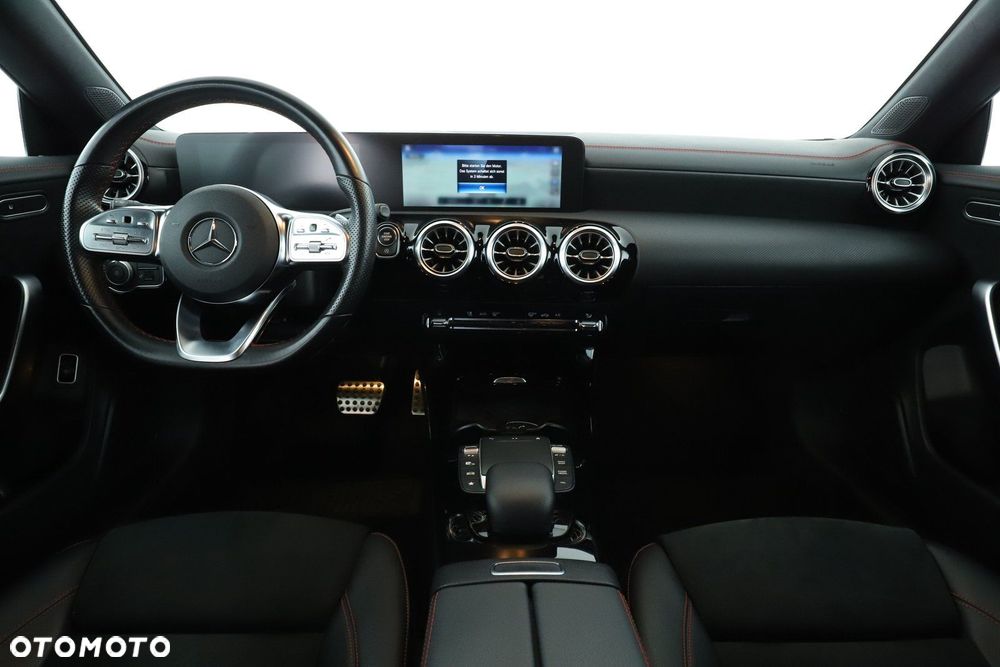 Mercedes-Benz CLA - 19