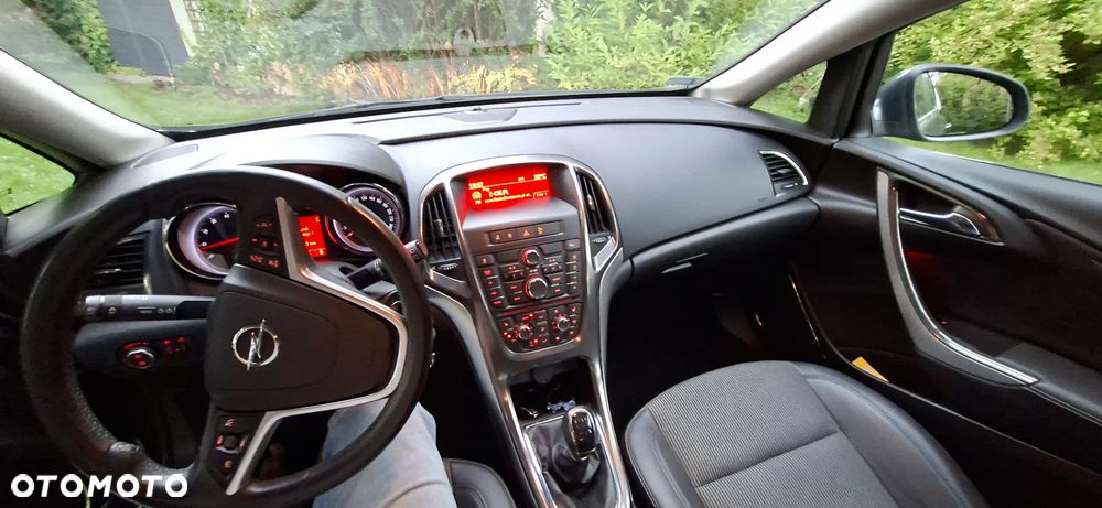 Opel Astra 1.4 ecoFLEX - 4