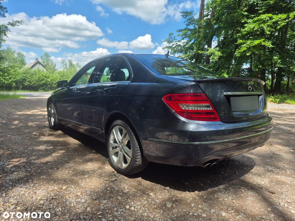 Mercedes-Benz Klasa C 180 (BlueEFFICIENCY) 7G-TRONIC Avantgarde - 7