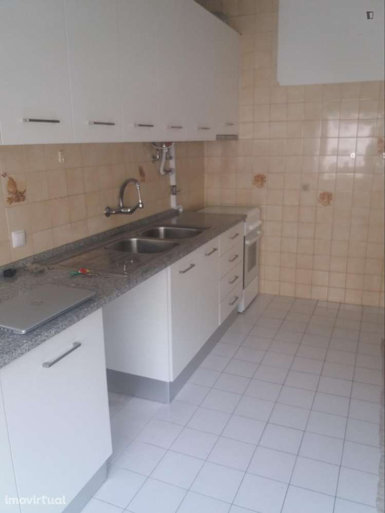 Quarto - localizado em Amadora Lisbon - Grande imagem: 4/8