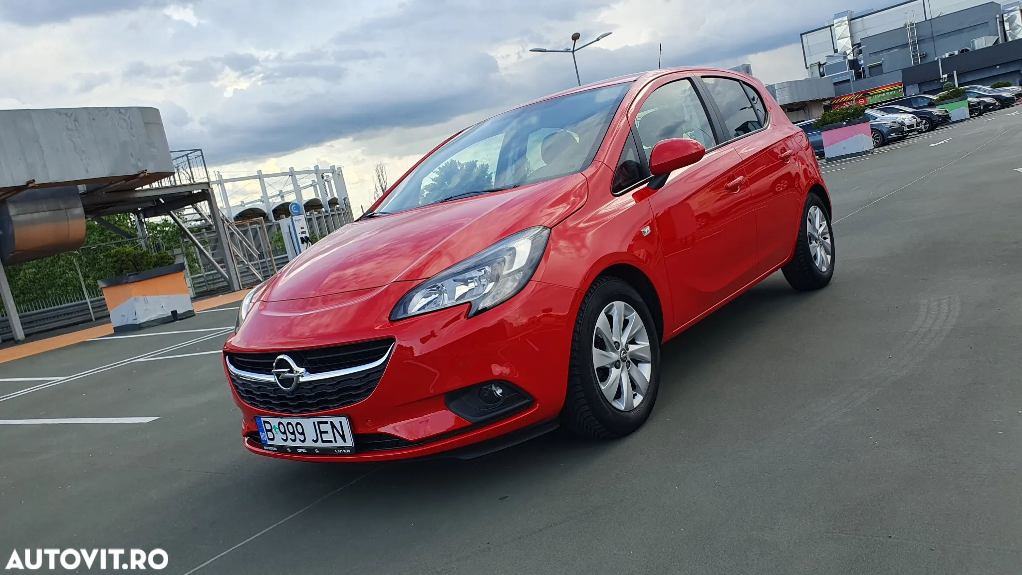 Opel Corsa 1.4 ECOTEC Selection - 4