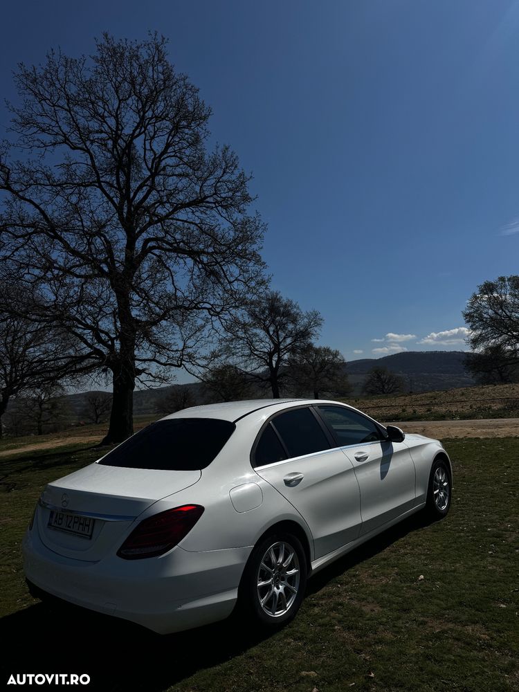 Mercedes-Benz C - 7