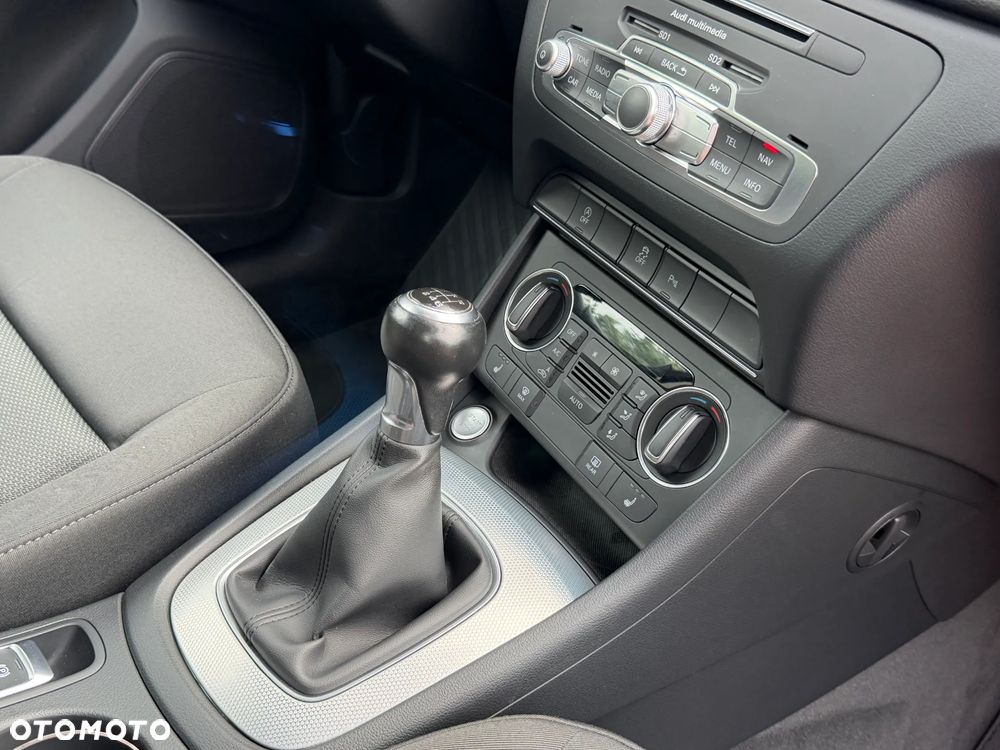 Audi Q3 2.0 TDI Design - 27