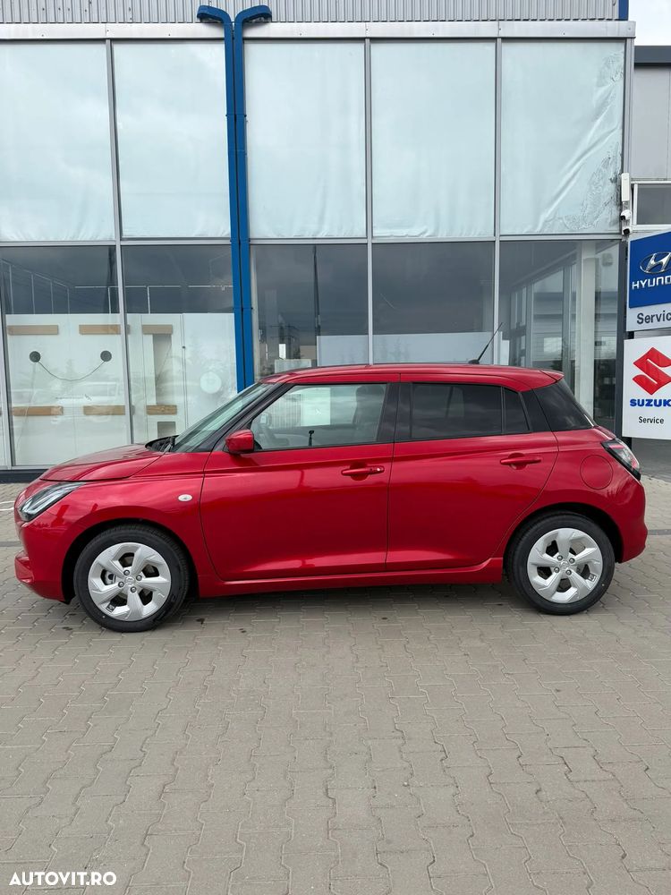 Suzuki Swift 1.2 Dualjet 12V CVT MHEV Passion - 3