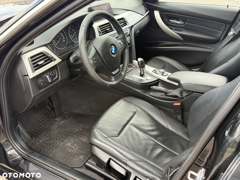 BMW Seria 3 - 26