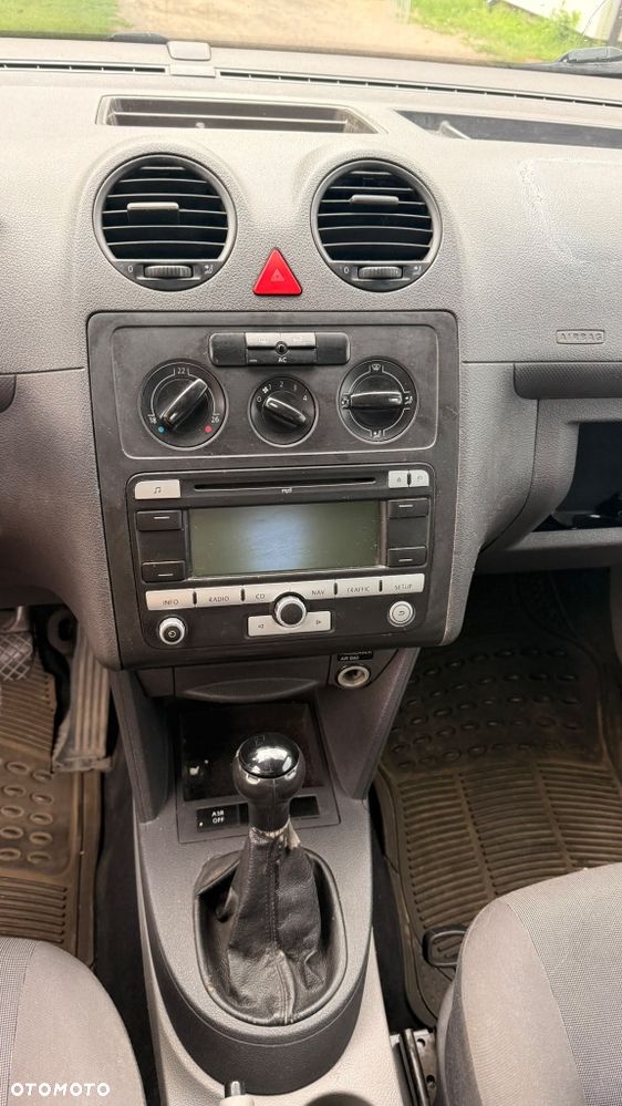 Volkswagen Caddy - 4