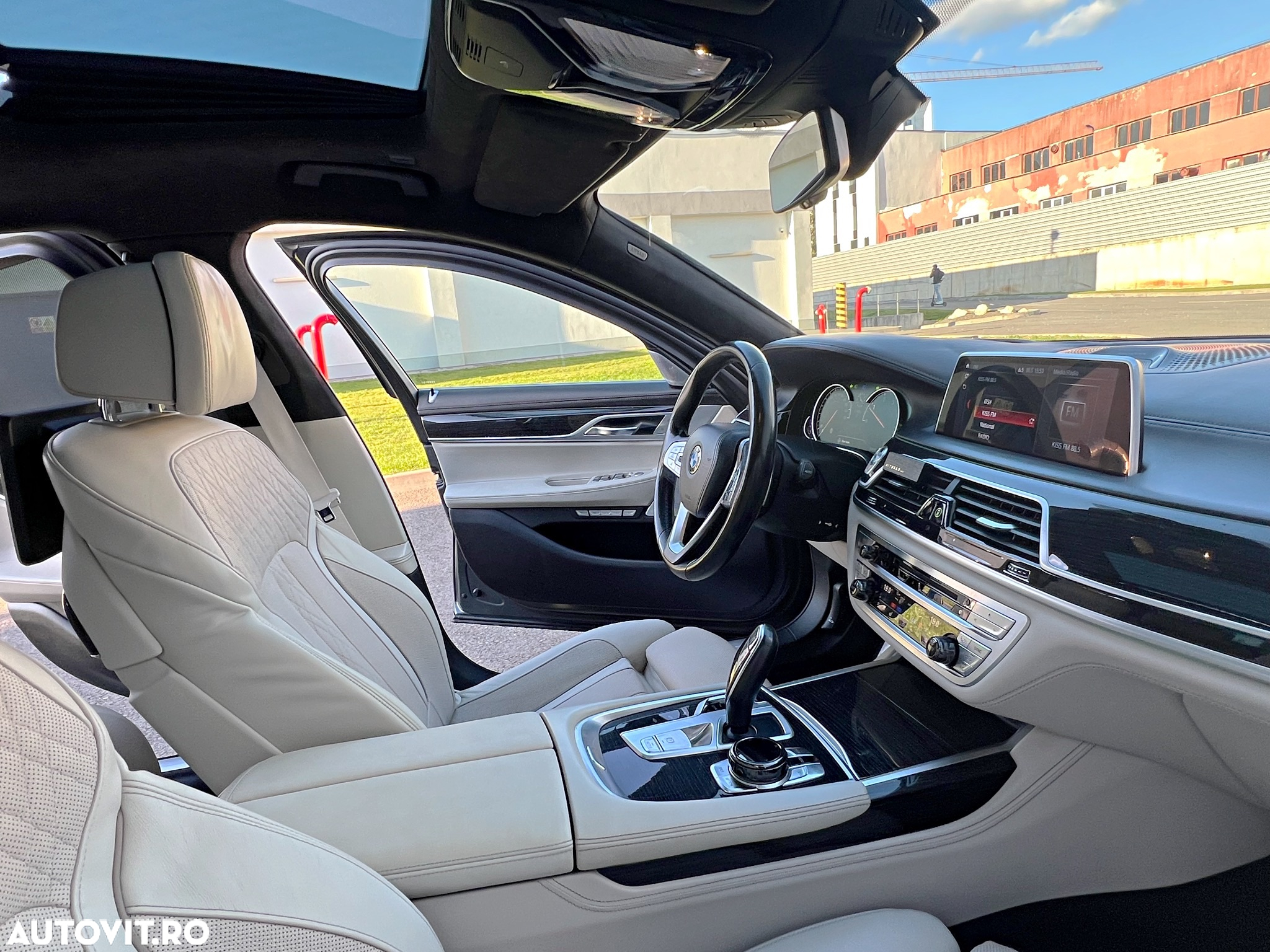 BMW Seria 7 740d xDrive - 18