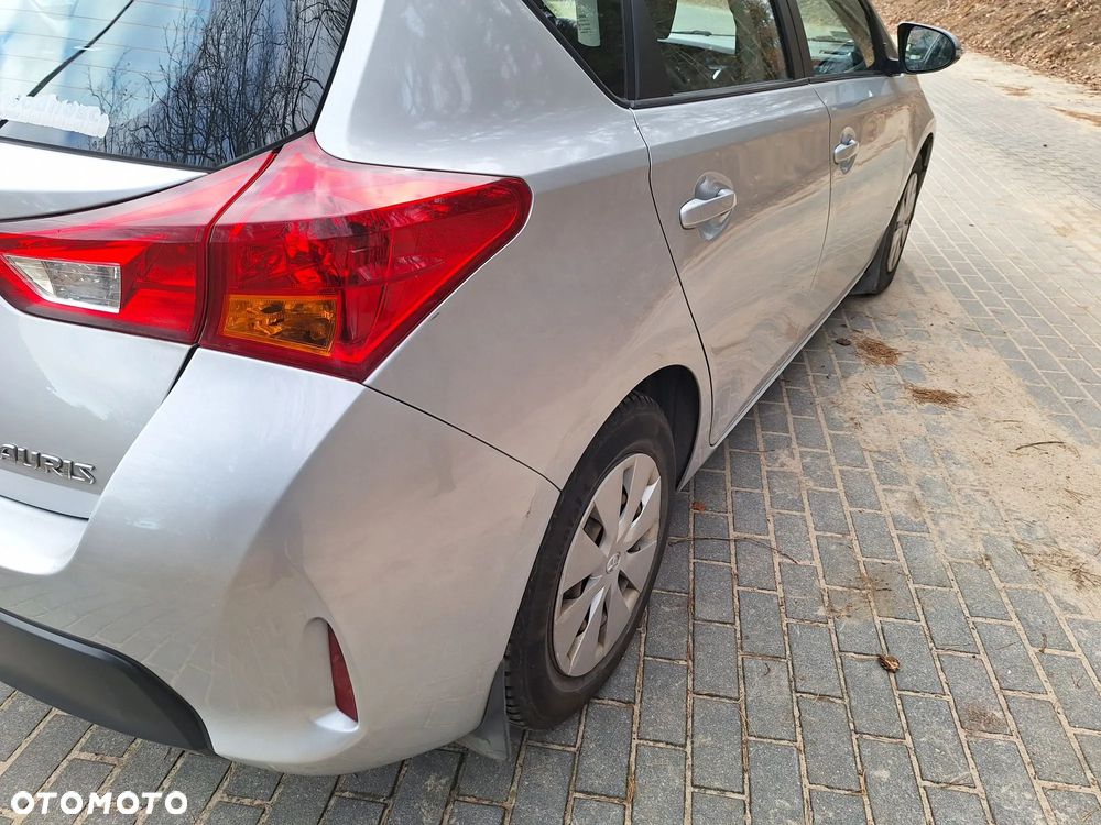 Toyota Auris 1.4 D-4D Comfort - 17