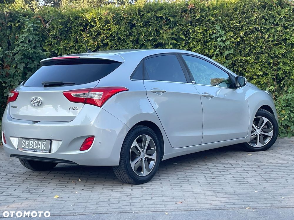 Hyundai i30 1.4 Passion - 32