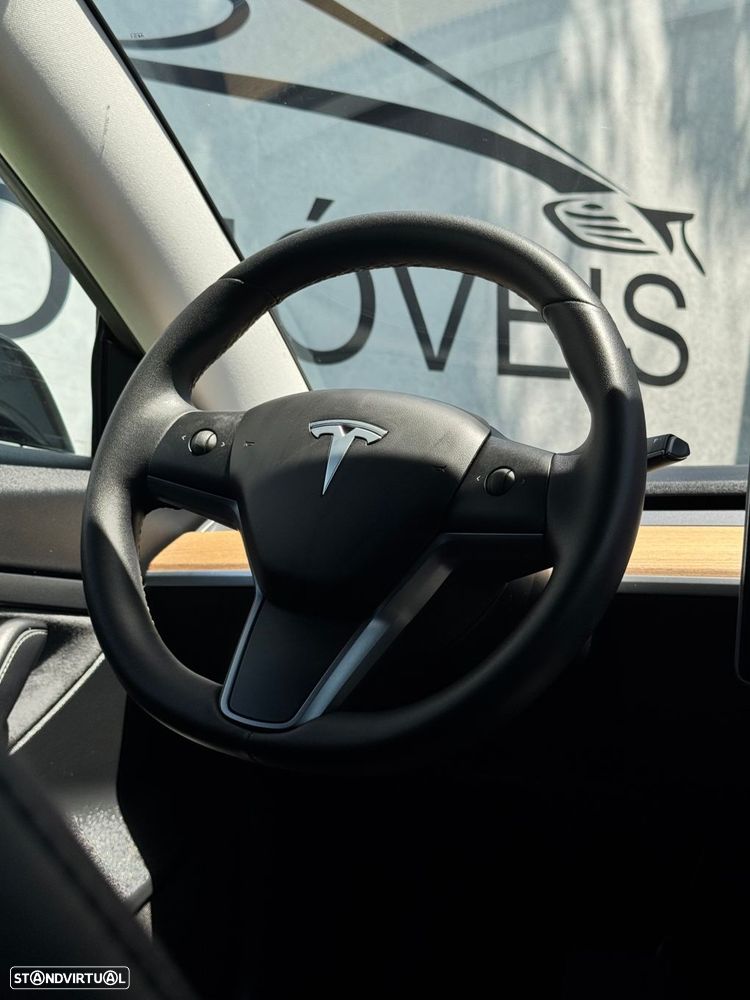 Tesla Model 3 Standard RWD Plus - 25