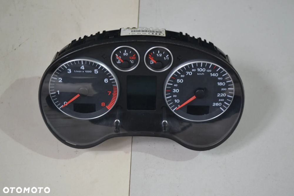 AUDI A3 8P 03-12 LICZNIK 1,6 2.0 FSI BENZYNA 8P0920930D EUROPA - 1