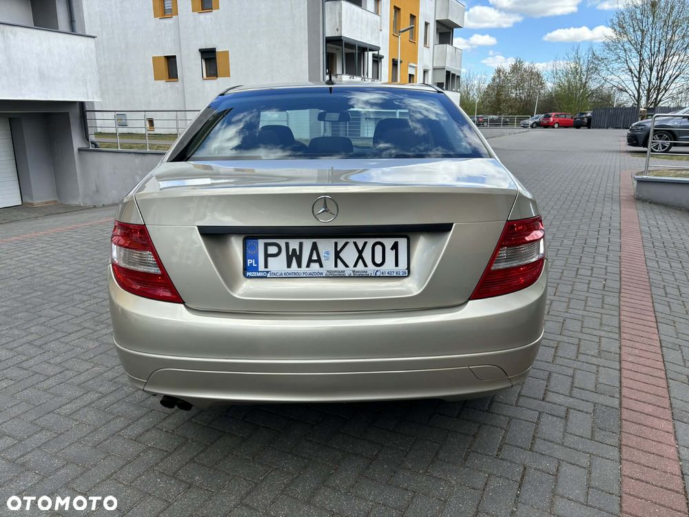 Mercedes-Benz Klasa C 200 CDI Classic - 3
