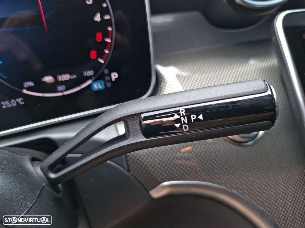 Mercedes-Benz C 300 de AMG Line - 16