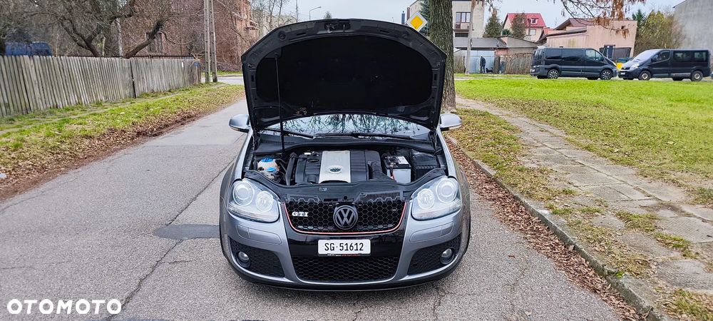 Volkswagen Golf 2.0 GTI - 17