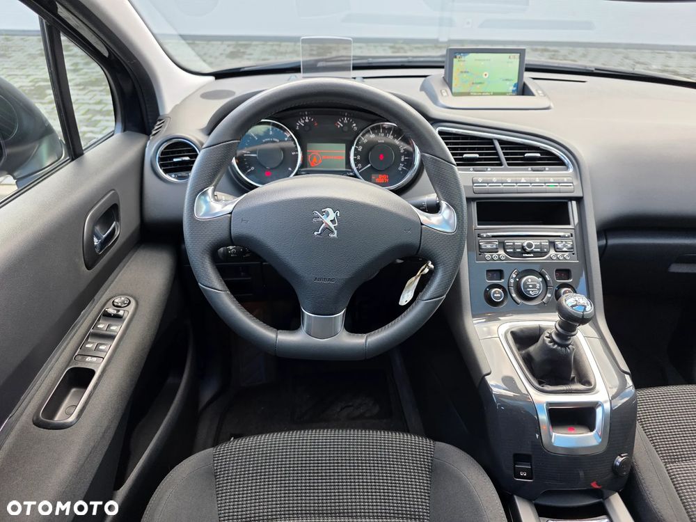 Peugeot 5008 HDI FAP 115 Allure - 5