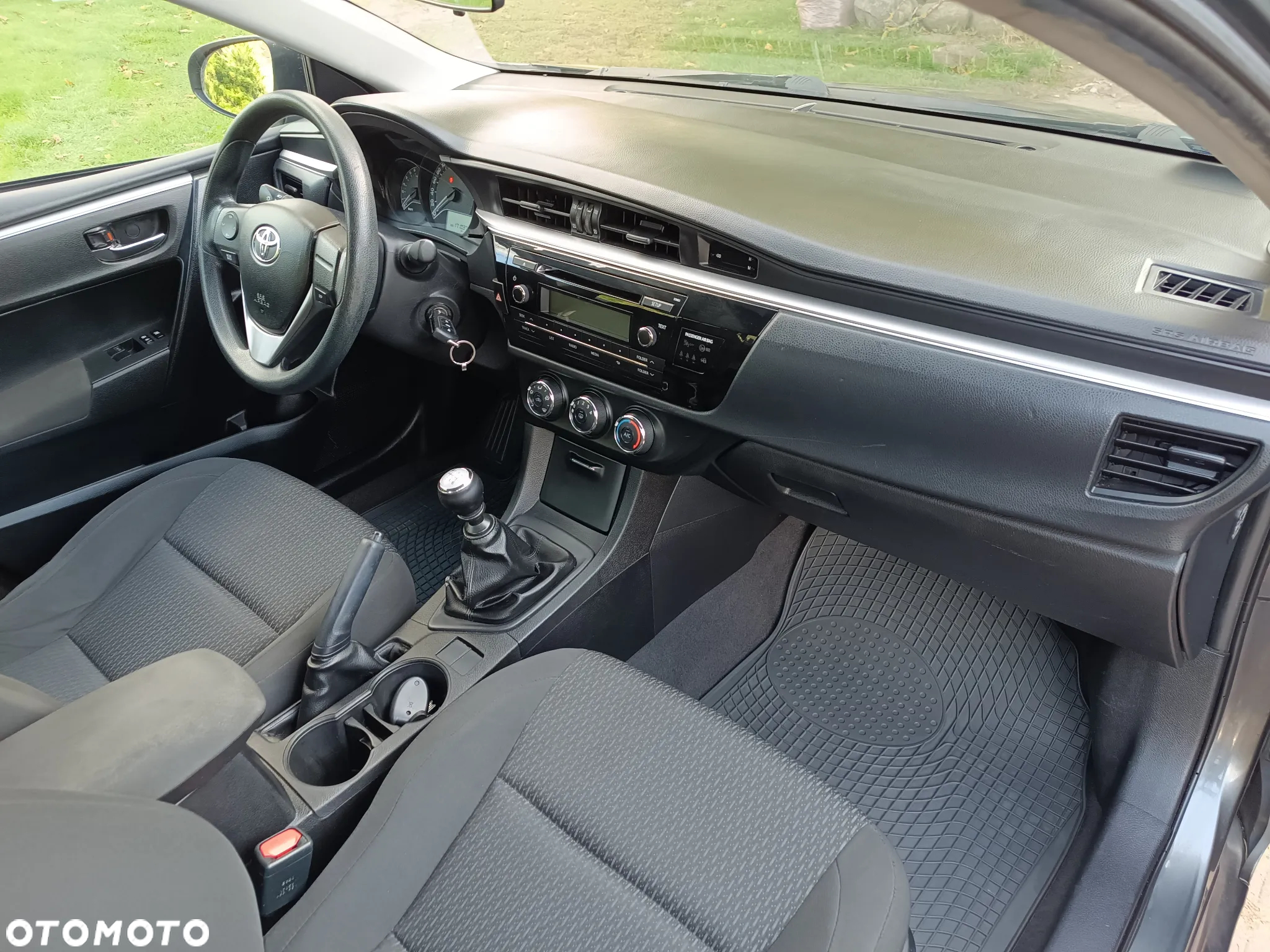 Toyota Corolla 1.6 Comfort - 6