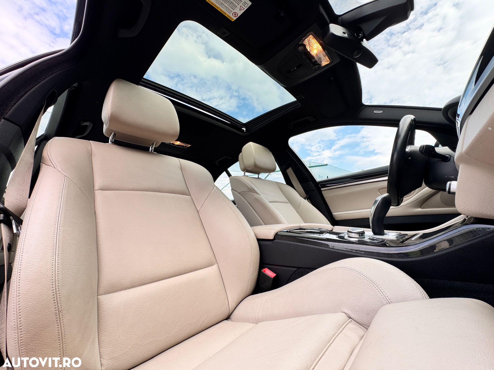 BMW Seria 5 525d xDrive Sport-Aut. - 22