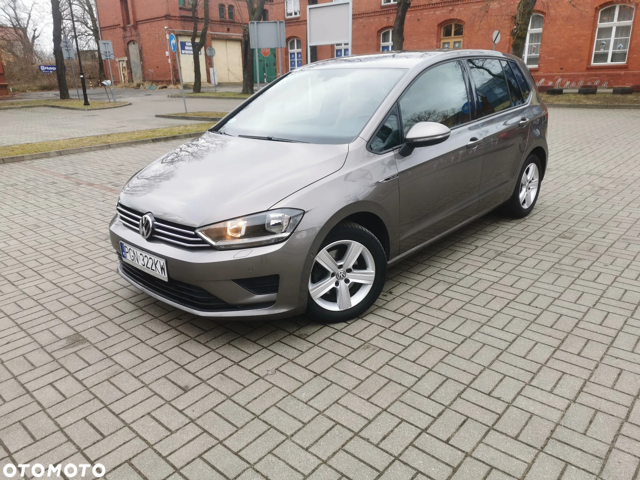 Volkswagen Golf Sportsvan VII SV 1.6 TDI BMT Trendline - 4
