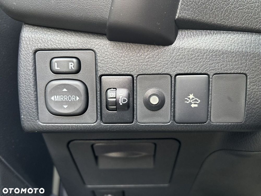 Toyota Corolla 1.6 Comfort - 18