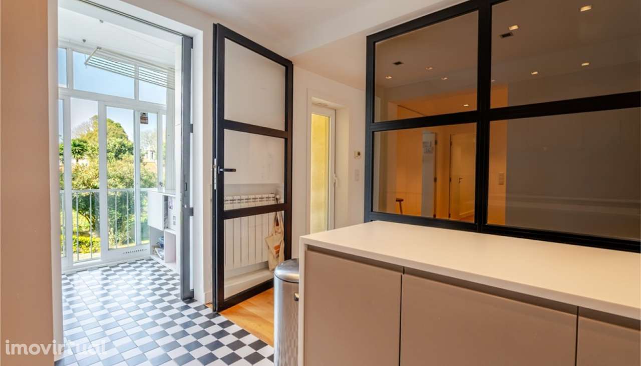 Apartamento T4 com varandas para venda na Foz do Douro no Porto - Grande imagem: 5/22