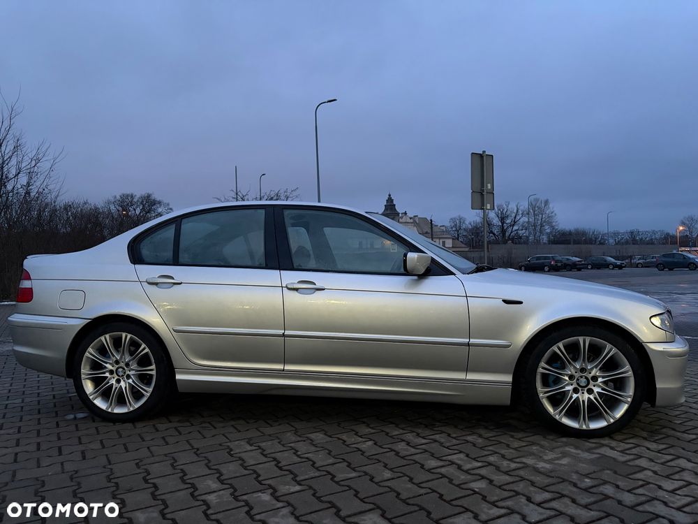 BMW Seria 3 325i Edition Sport - 4