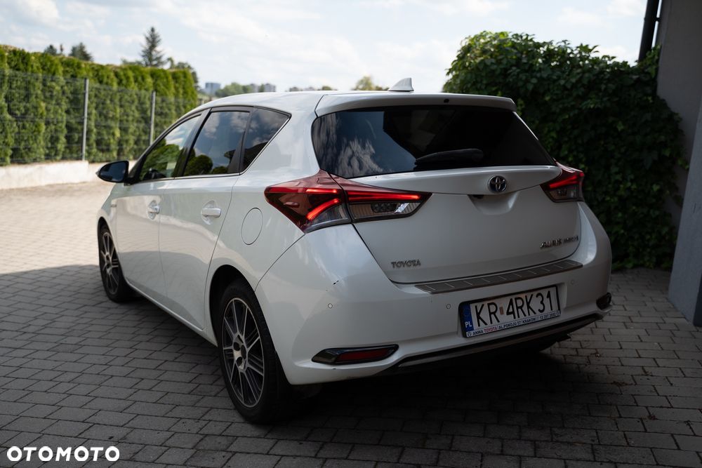 Toyota Auris - 4